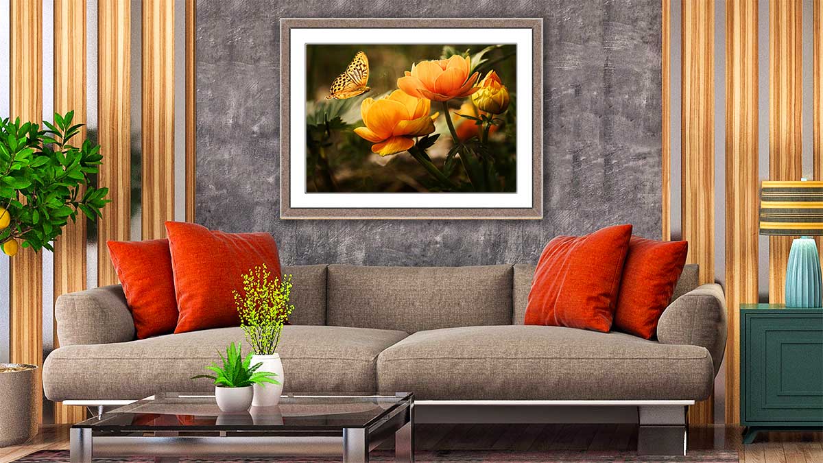 Beautiful nature image framed to match the settee in a front room